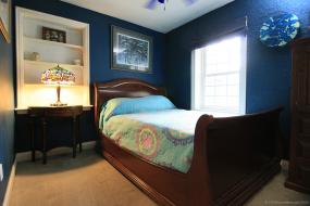 Property listing for 128 York Rd., Dundas, ON