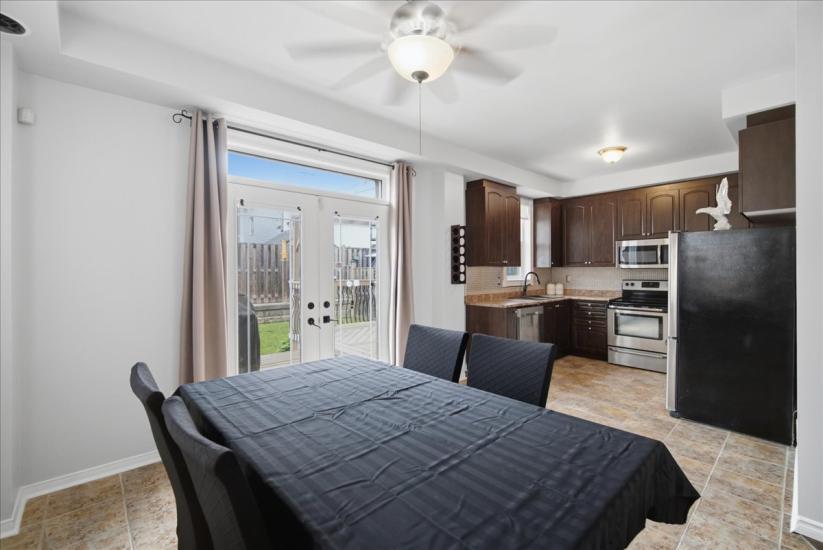 Property listing for 40 Whitwell Way, Binbrook, ON