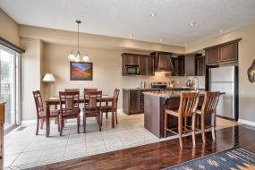 Property listing for 39 Forest Valley Cres., Dundas, ON