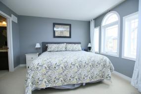 Property listing for #10-201 Westbank Trail, Stoney Creek, ON