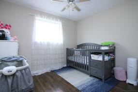 Property listing for 563 Mohawk Rd. E., Hamilton, ON