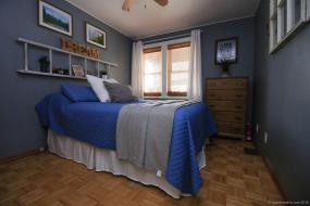 Property listing for 152 Garside Ave. N., Hamilton, ON