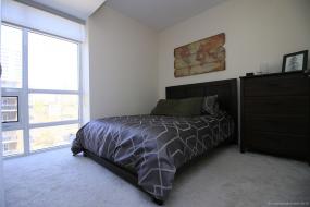 Property listing for #607-85 Robinson St., Hamilton, Ontario