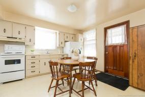 Property listing for 14 Peel St., Hamilton, ON