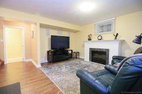 Property listing for #11-10 Greenbrook Dr., Stoney Creek, ON