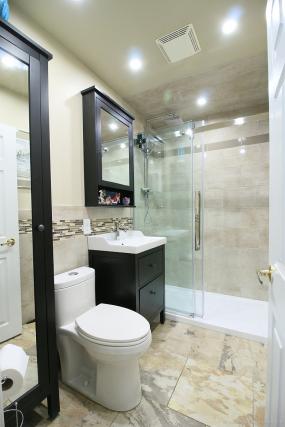 Property listing for 128 York Rd., Dundas, ON