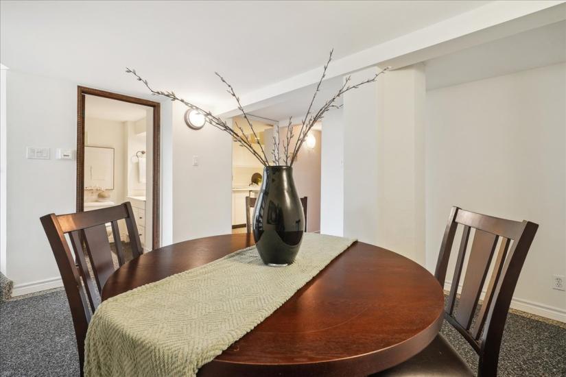 Property listing for #313-50 Main St., Dundas, ON