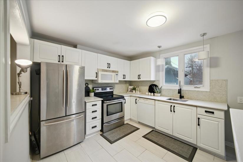 Property listing for 171 Paling Ave., Hamilton, ON