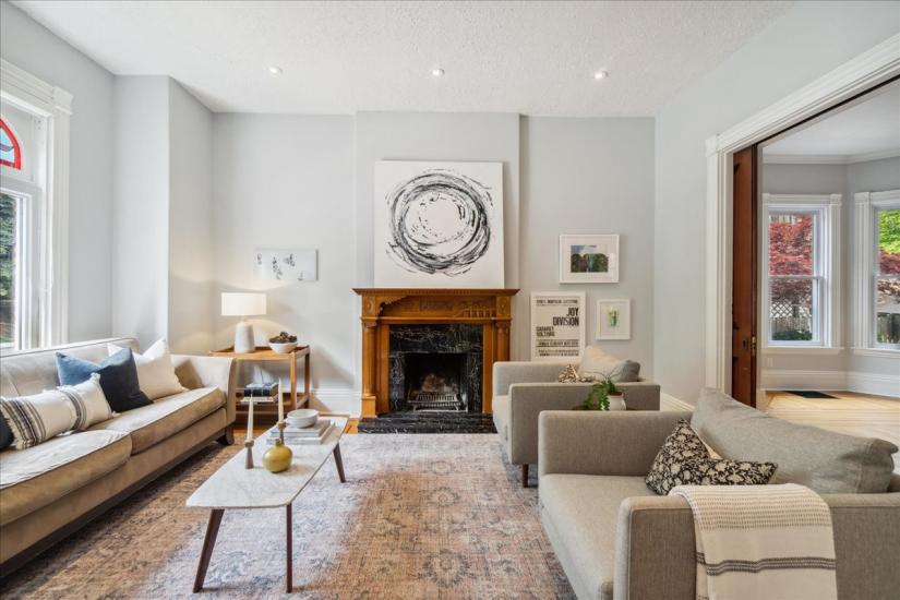 Property listing for 179 Hess St. S., Hamilton, ON