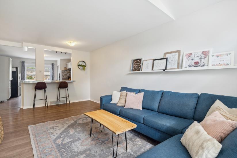 Property listing for 11 Anderson Cres., Smithville, ON