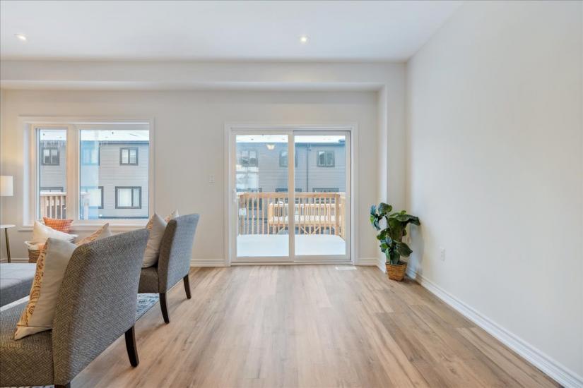 Property listing for 46 Capstone Lane, Hamilton, ON