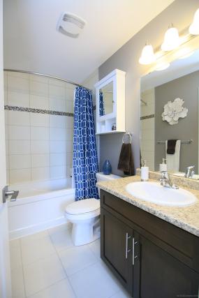 Property listing for #10-201 Westbank Trail, Stoney Creek, ON