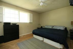 Property listing for 36 Terrace Dr., Dundas, ON