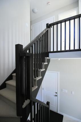 Property listing for 103 Columbus Gate, Hamilton, ON