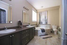 Property listing for 67 Greti Dr., Hamilton, ON