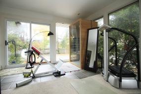 Property listing for 675 Scenic Dr., Hamilton, ON