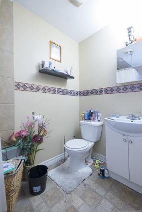 Property listing for 7 Madison Ave., Hamilton, ON