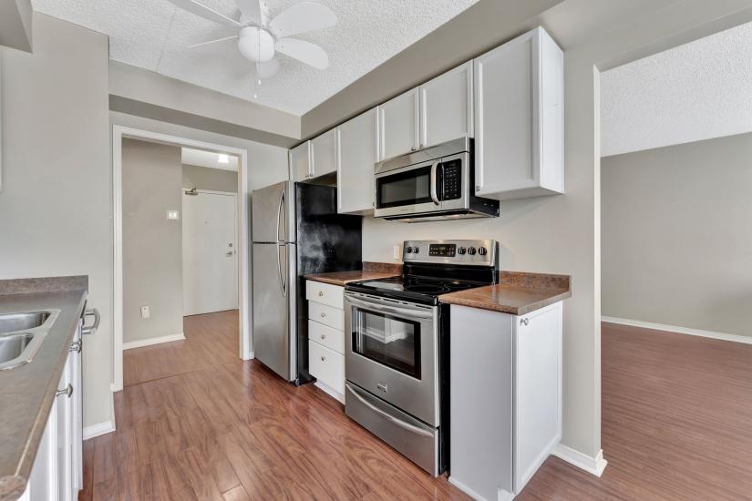 Property listing for #101-500 Silverbirch Blvd., Mount Hope, ON