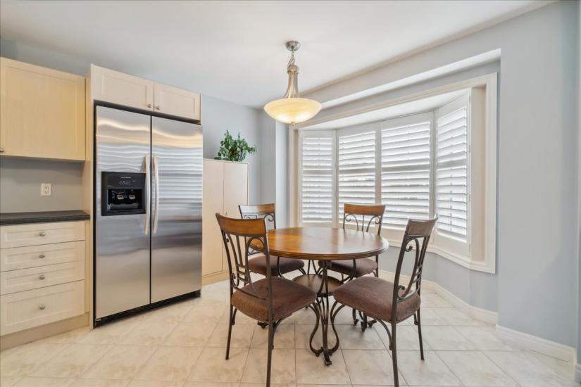 Property listing for #3-437 Highway 8, Stoney Creek, ON