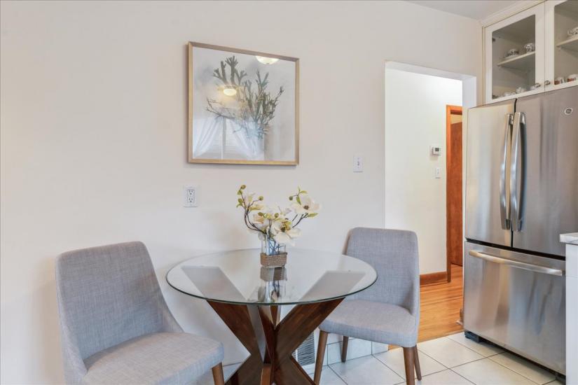 Property listing for 272 East 44th St., Hamilton, ON