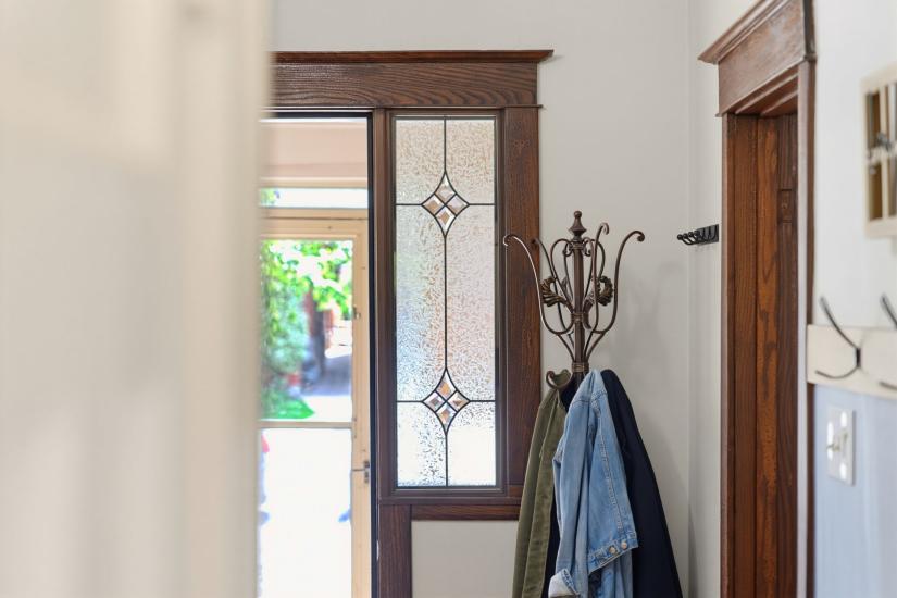 Property listing for 394 Charlton Ave. W., Hamilton, ON