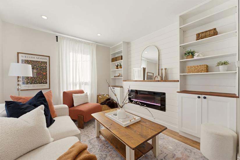 Property listing for 206 Craigroyston Rd., Hamilton, ON