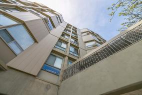 Property listing for #408-10 John St., Dundas, ON