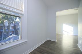 Property listing for 95 Garfield Ave. S., Hamilton, ON