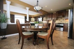 Property listing for 183 Tanglewood Dr., Binbrook, Ontario