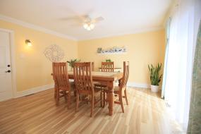 Property listing for 9 Barbara St., Smithville, Ontario