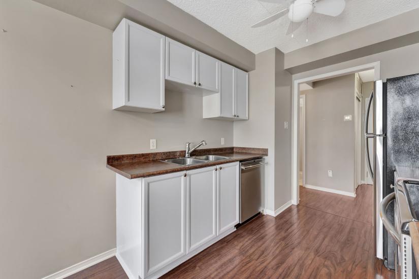 Property listing for #101-500 Silverbirch Blvd., Mount Hope, ON