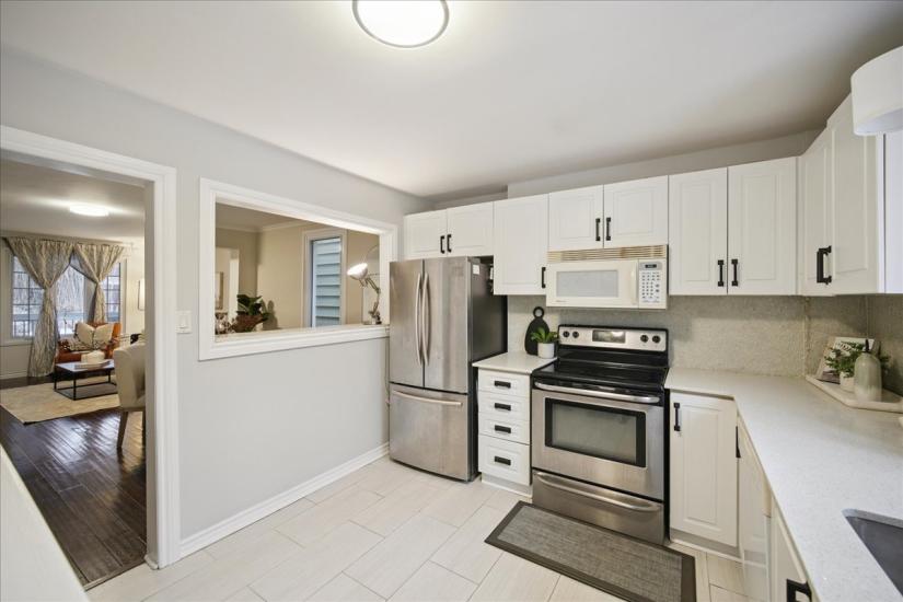 Property listing for 171 Paling Ave., Hamilton, ON