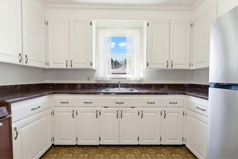 Property listing for 10 Oakley Crt., Ancaster, ON