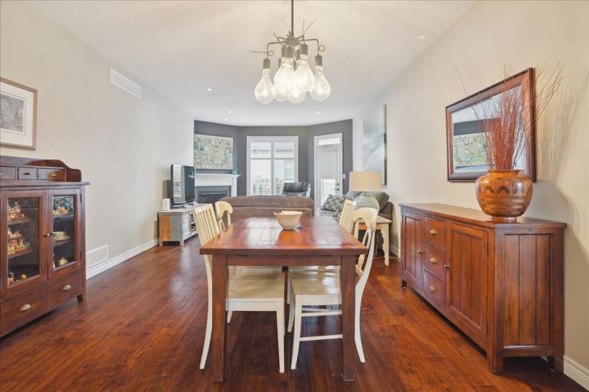 Property listing for 62 Gaddye Lane, Binbrook, ON