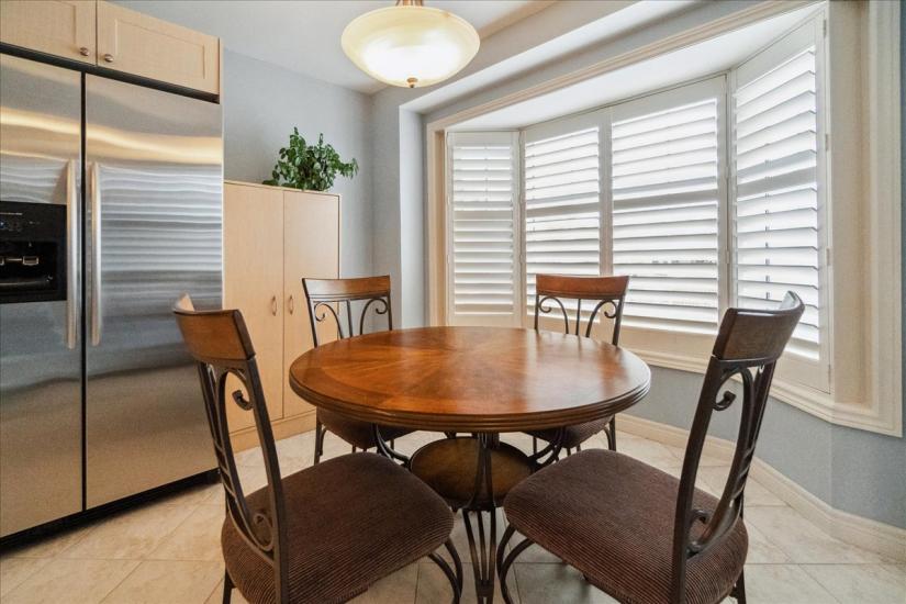 Property listing for #3-437 Highway 8, Stoney Creek, ON