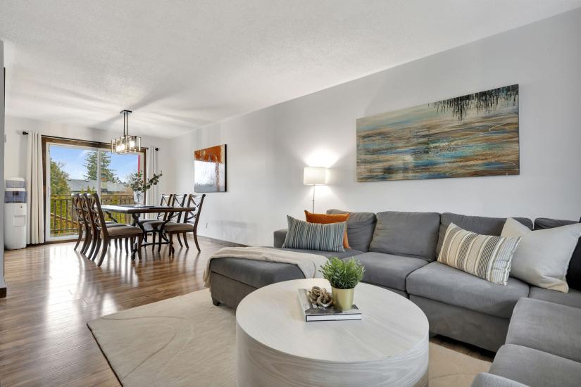 Property listing for 95 Heatherdale Place, Hamilton, ON