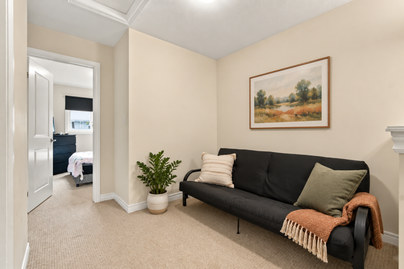 Property listing for 125 Sunflower Pl., Welland, ON
