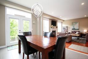 Property listing for 155 Garinger Cres., Hamilton, ON
