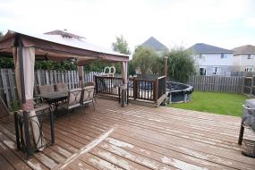 Property listing for 151 Rosebury Way, Hamilton, ON