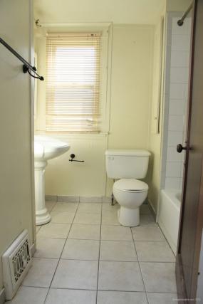 Property listing for 9 Barnesdale Ave. S., Hamilton, ON