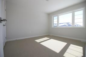 Property listing for 103 Columbus Gate, Hamilton, ON