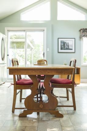 Property listing for 55 Chatham St., Hamilton, Ontario