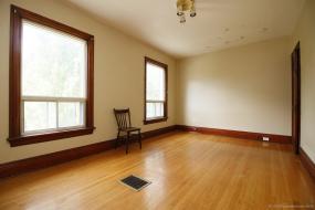 Property listing for 111 Gladstone Ave., Hamilton, Ontario