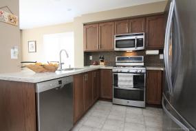 Property listing for #4-7 Sirente Dr., Hamilton, ON