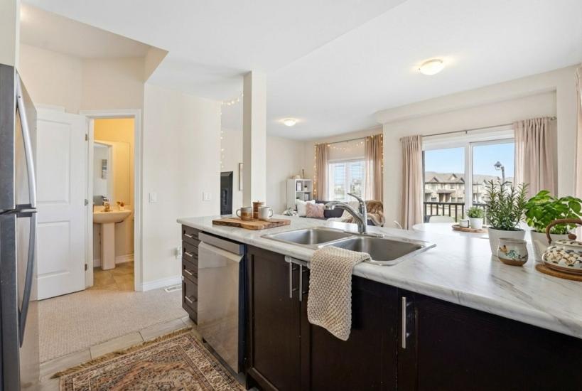 Property listing for #160-77 Diana Ave., Brantford, ON