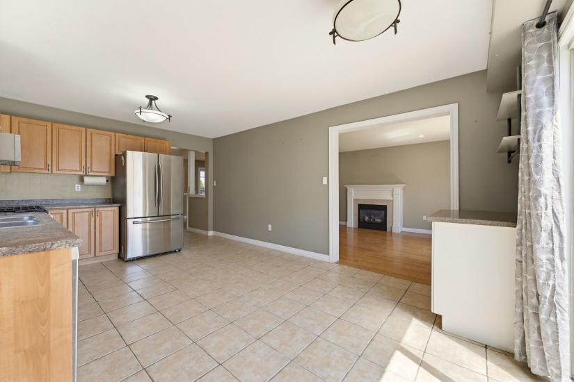 Property listing for 40 Lanza Crt., Hamilton, ON