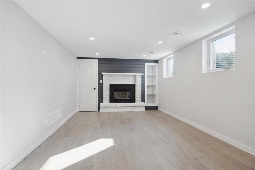 Property listing for L-14 Pembroke Ave., Brantford, ON