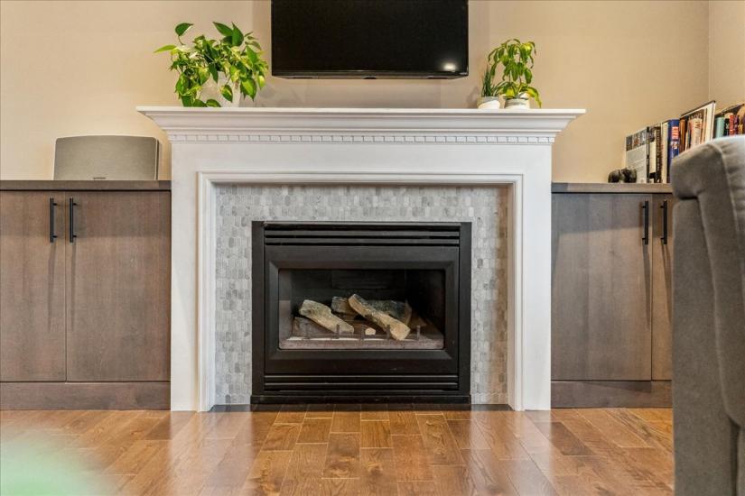 Property listing for 9 Holbrook Rd., Hamilton, ON