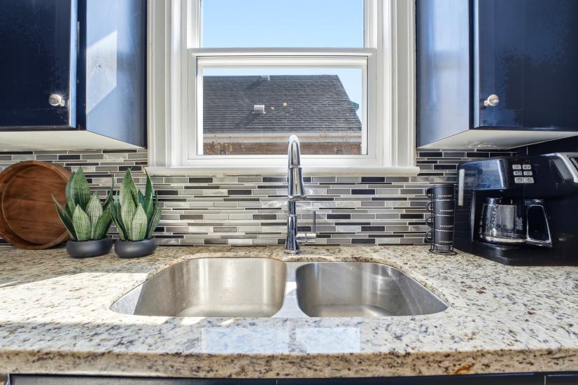 Property listing for 26 Isabel Ave., Hamilton, ON