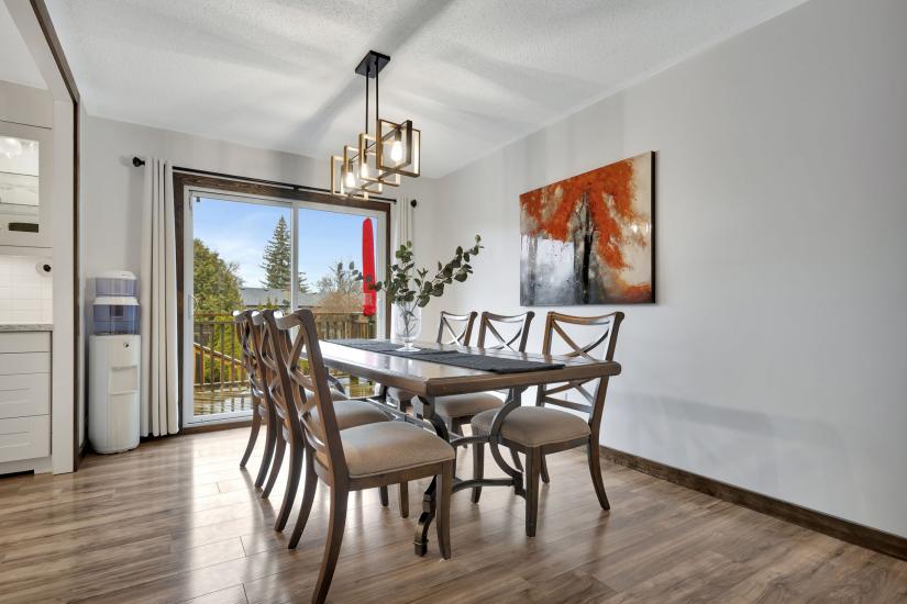 Property listing for 95 Heatherdale Place, Hamilton, ON